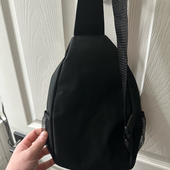 Banana Backwoods crossbody bag - Picture 2 of 2